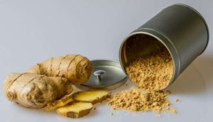 imbir w całości oraz sproszkowany