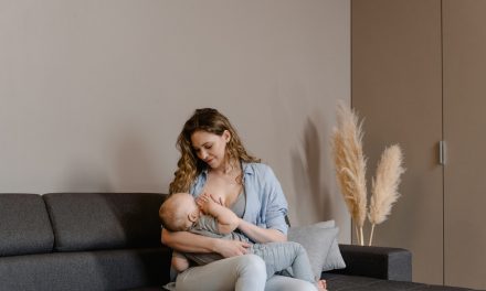 Mleko matki – co to znaczy, że jest kompleksową kompozycją składników?