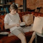 MójCatering wprowadza „Dietę dla mózgu”. Jej autorem jest biohacker Michał Undra