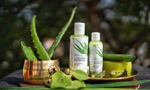 Świadoma pielęgnacja włosów w zgodzie z naturą. Jak skutecznie nawilżyć włosy?