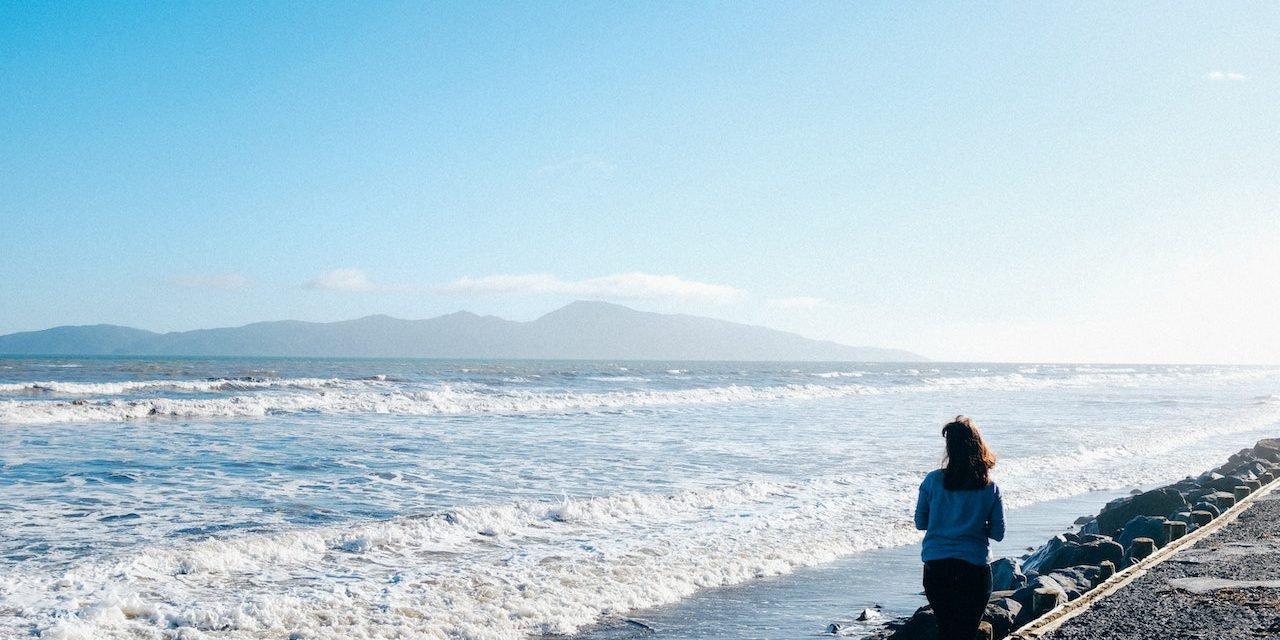 Wakacje last minute — sposób na odpoczynek od pracy za niewielkie pieniądze