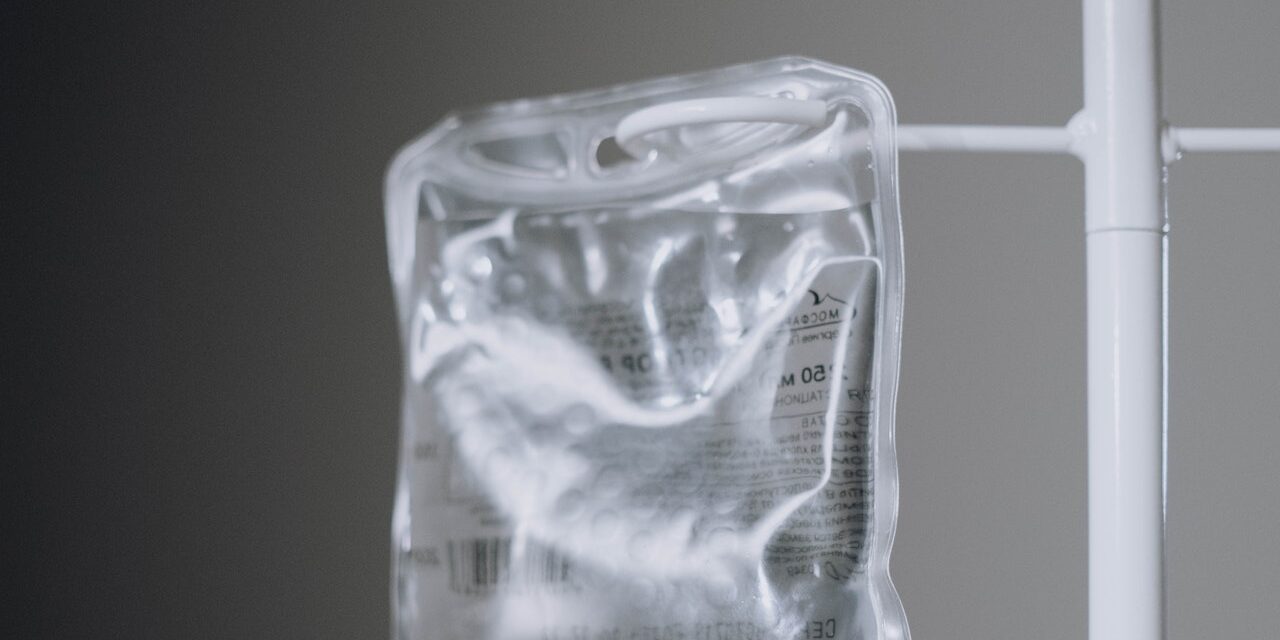 Kto może korzystać z kroplówek witaminowych?