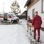 W jakich sytuacjach potrzebny jest transport chorych?